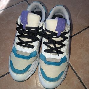 Puma Stylish Sneakers in White‎ and Blue